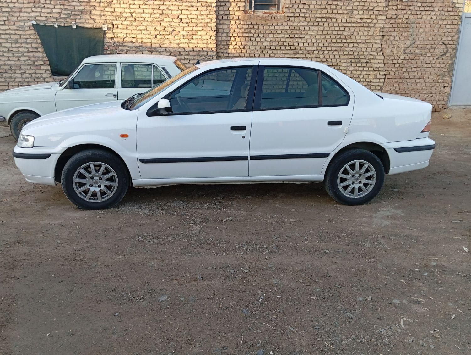 سمند LX XU7 - 1390