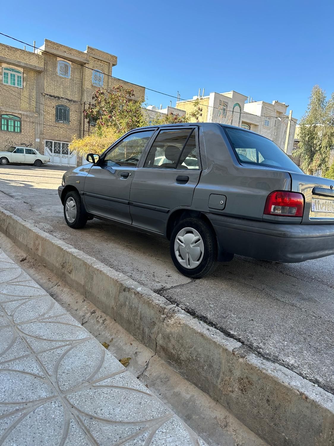 پراید 131 SE - 1395