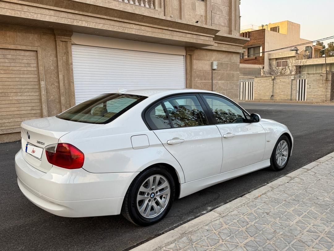 ب ام و سری 3 سدان 320i - 2006