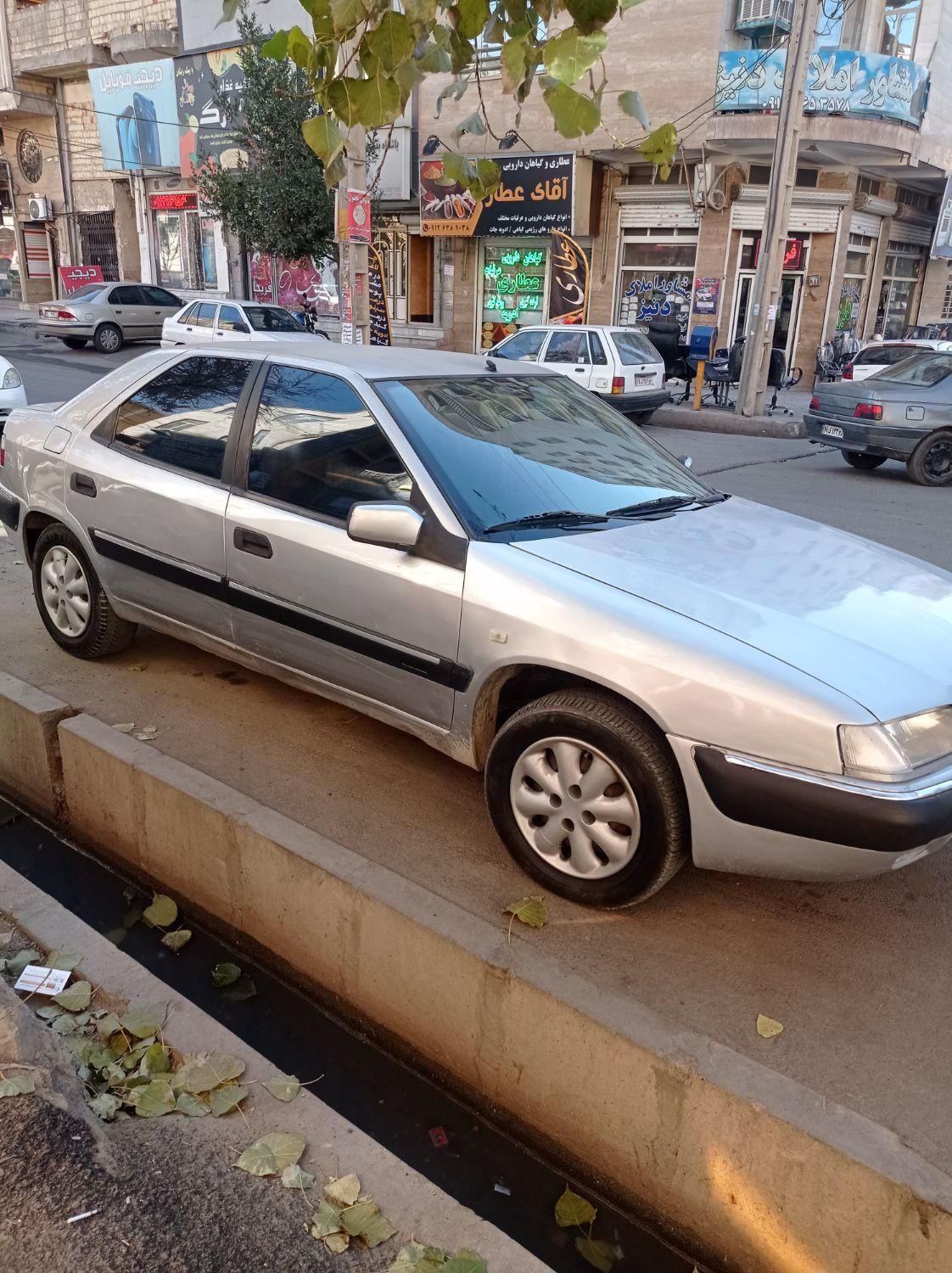 سیتروئن زانتیا X - 2004