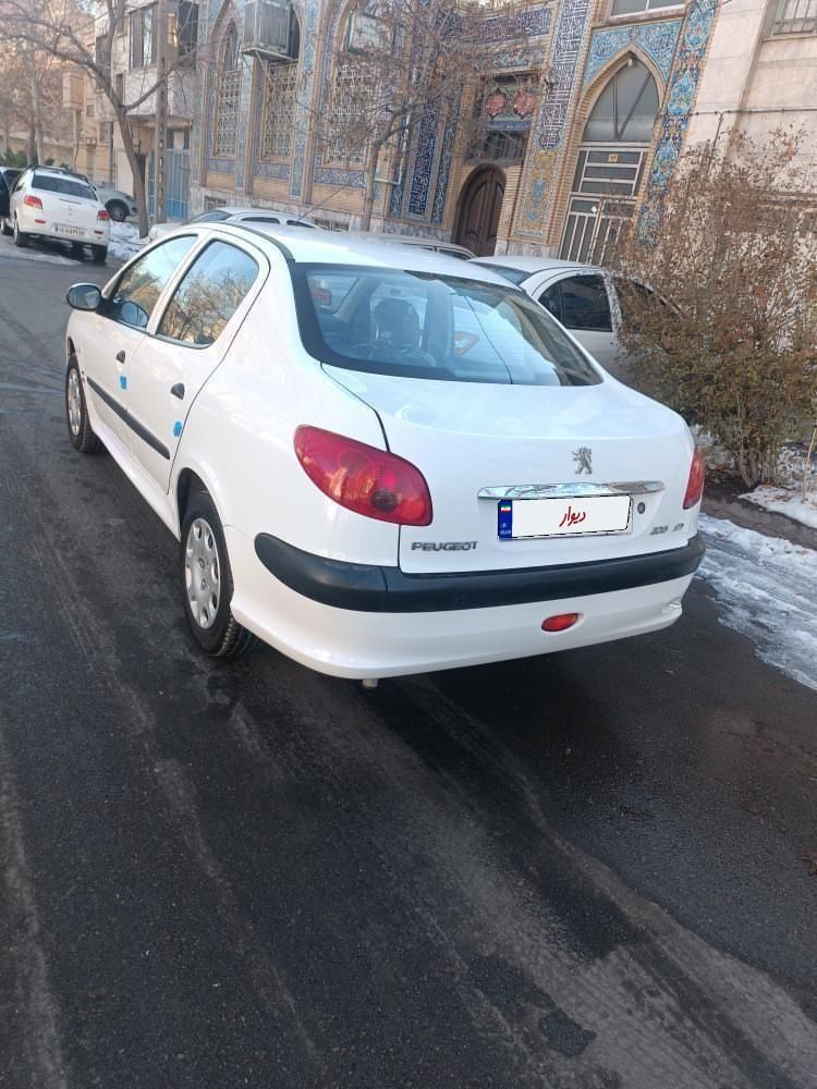 پژو 206 SD v8 - 1395