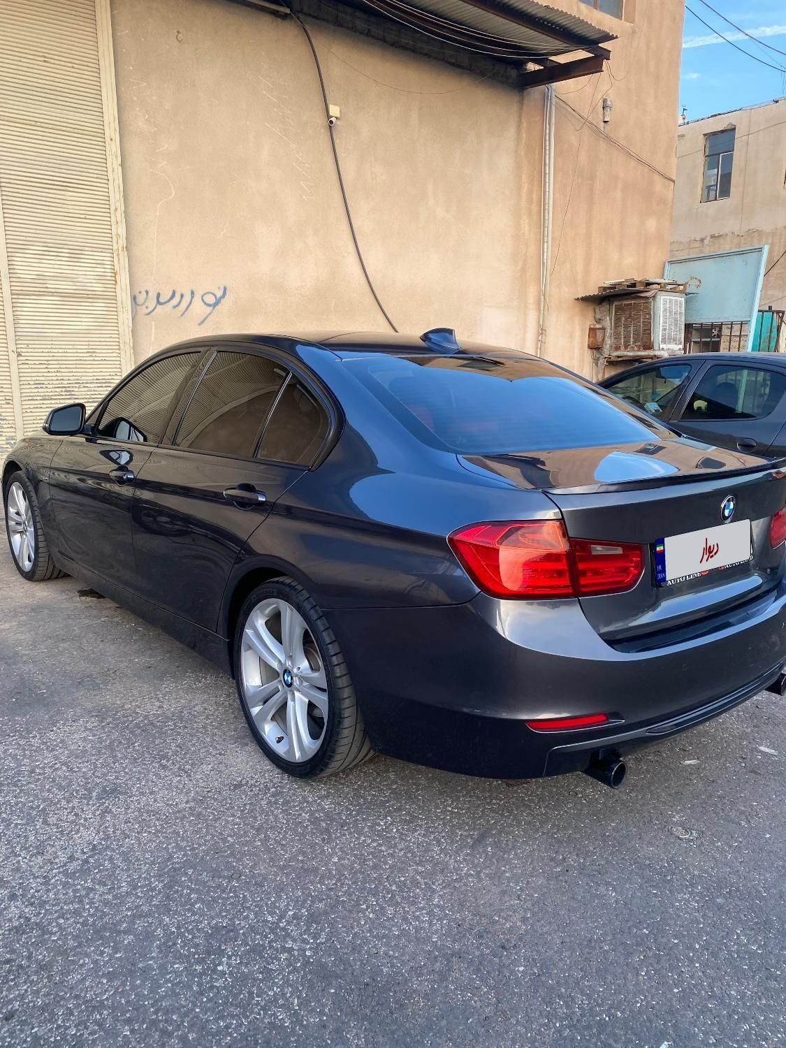 ب ام و سری 3 سدان 320i - 2013