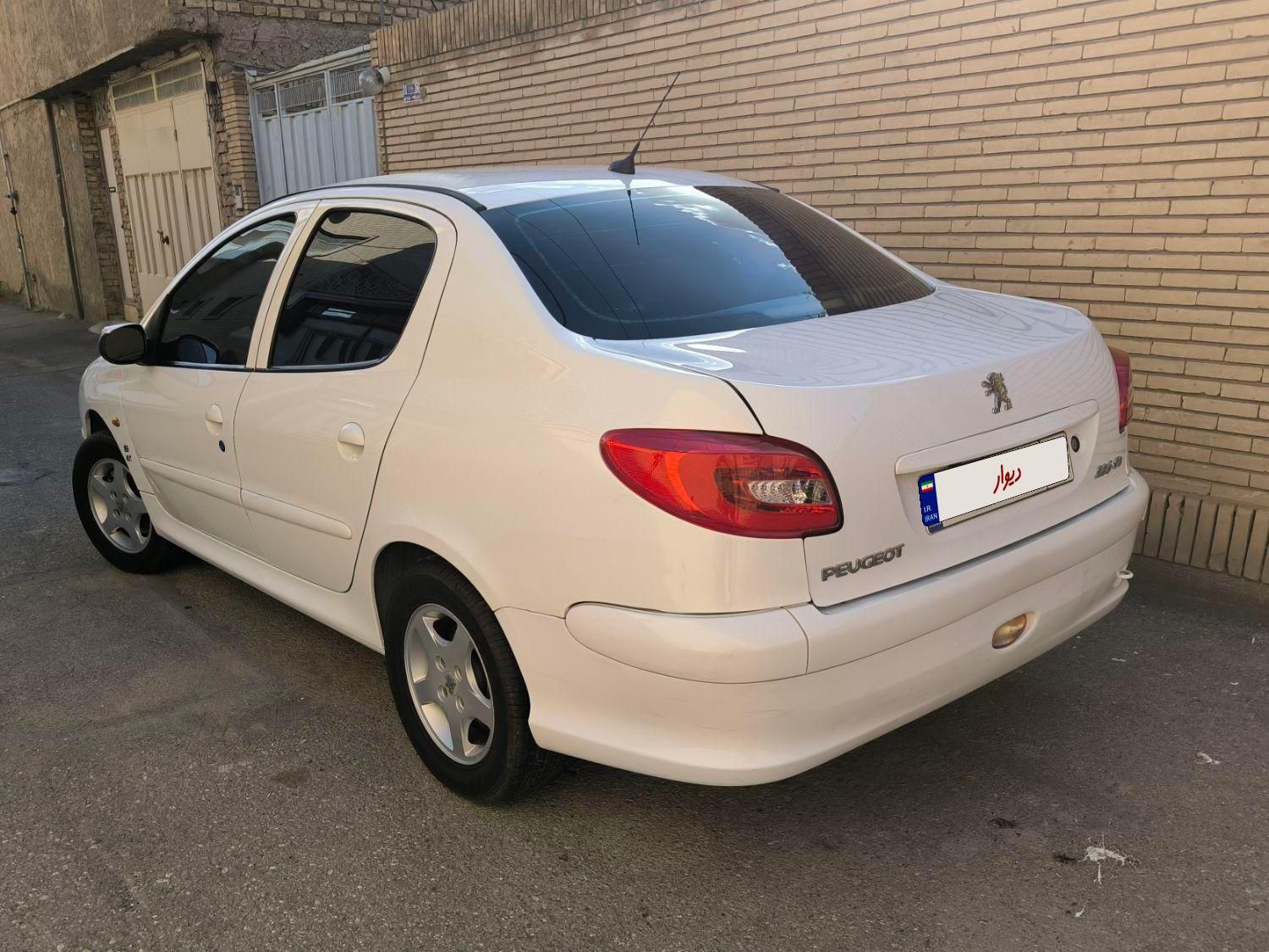 پژو 206 SD v8 - 1390