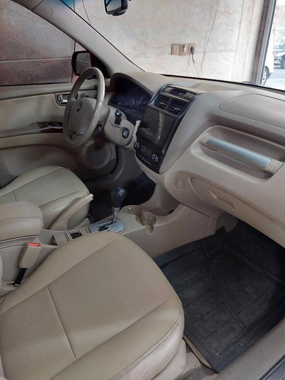 کیا اسپورتیج 6 سیلندر 2700cc - 2010