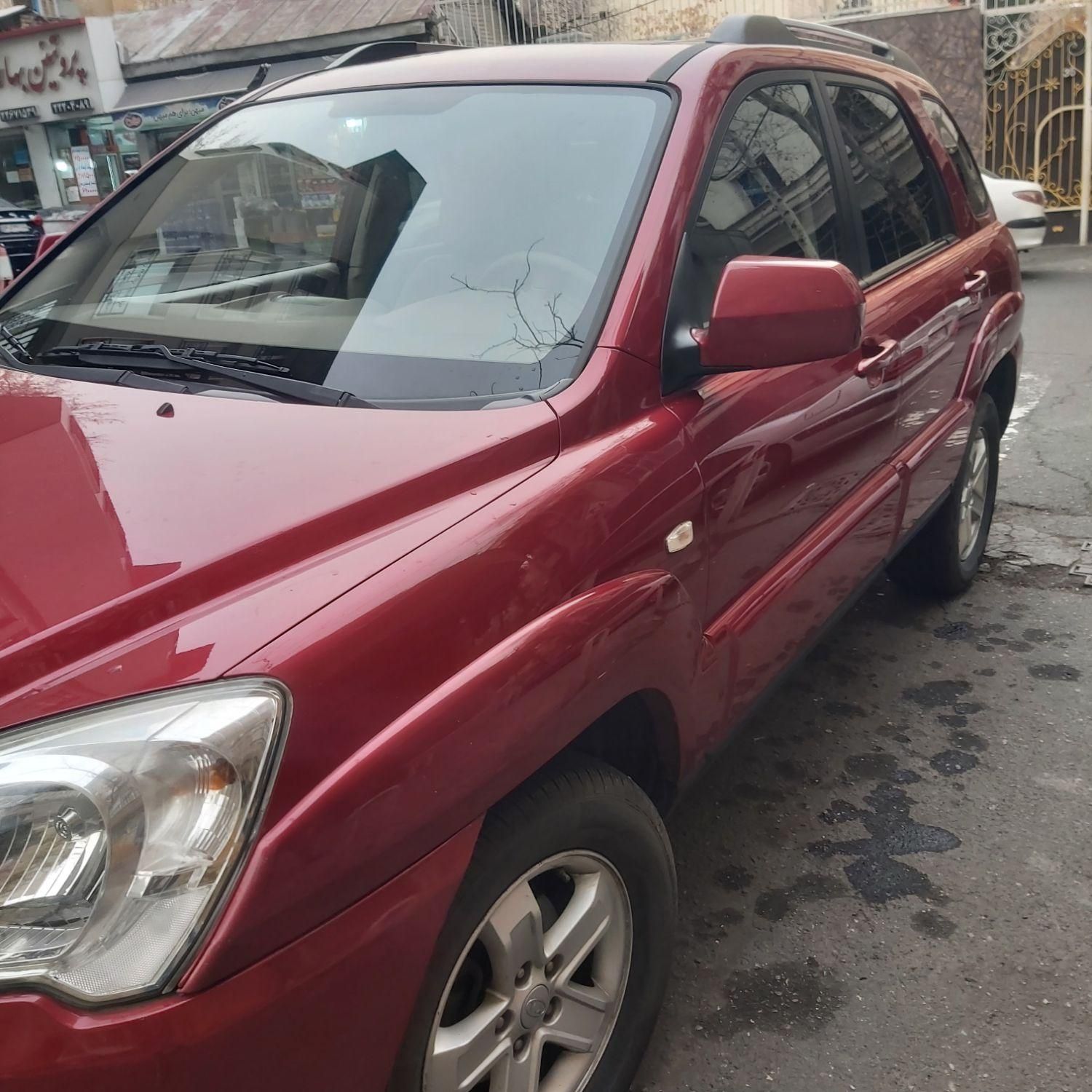 کیا اسپورتیج 6 سیلندر 2700cc - 2010