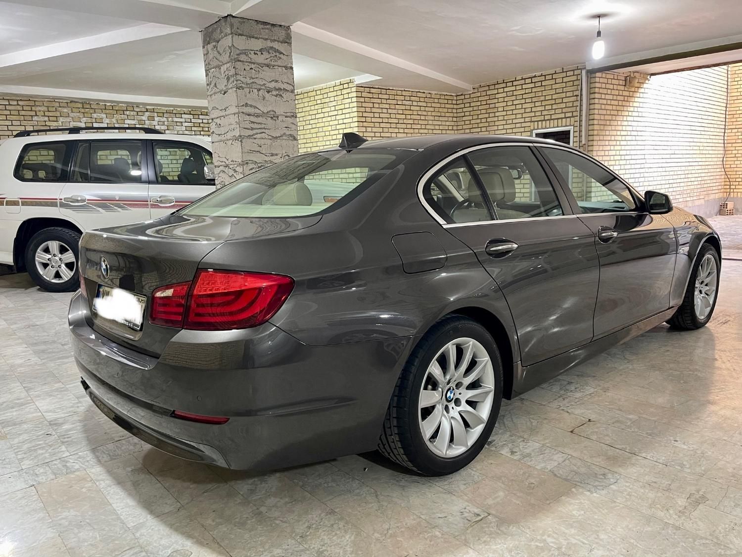 ب ام و سری 5 520i - 2012