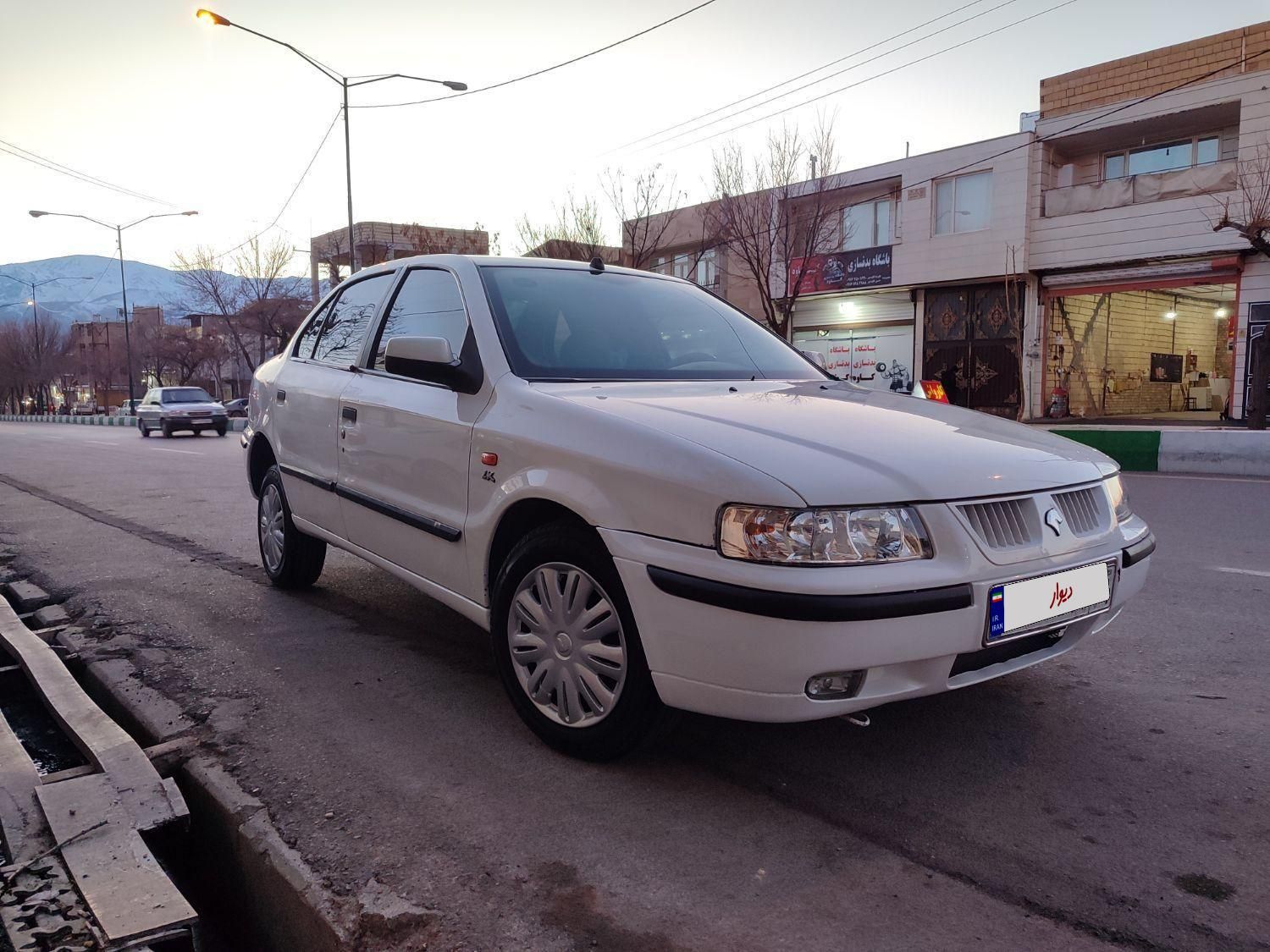 سمند LX XU7 - 1390