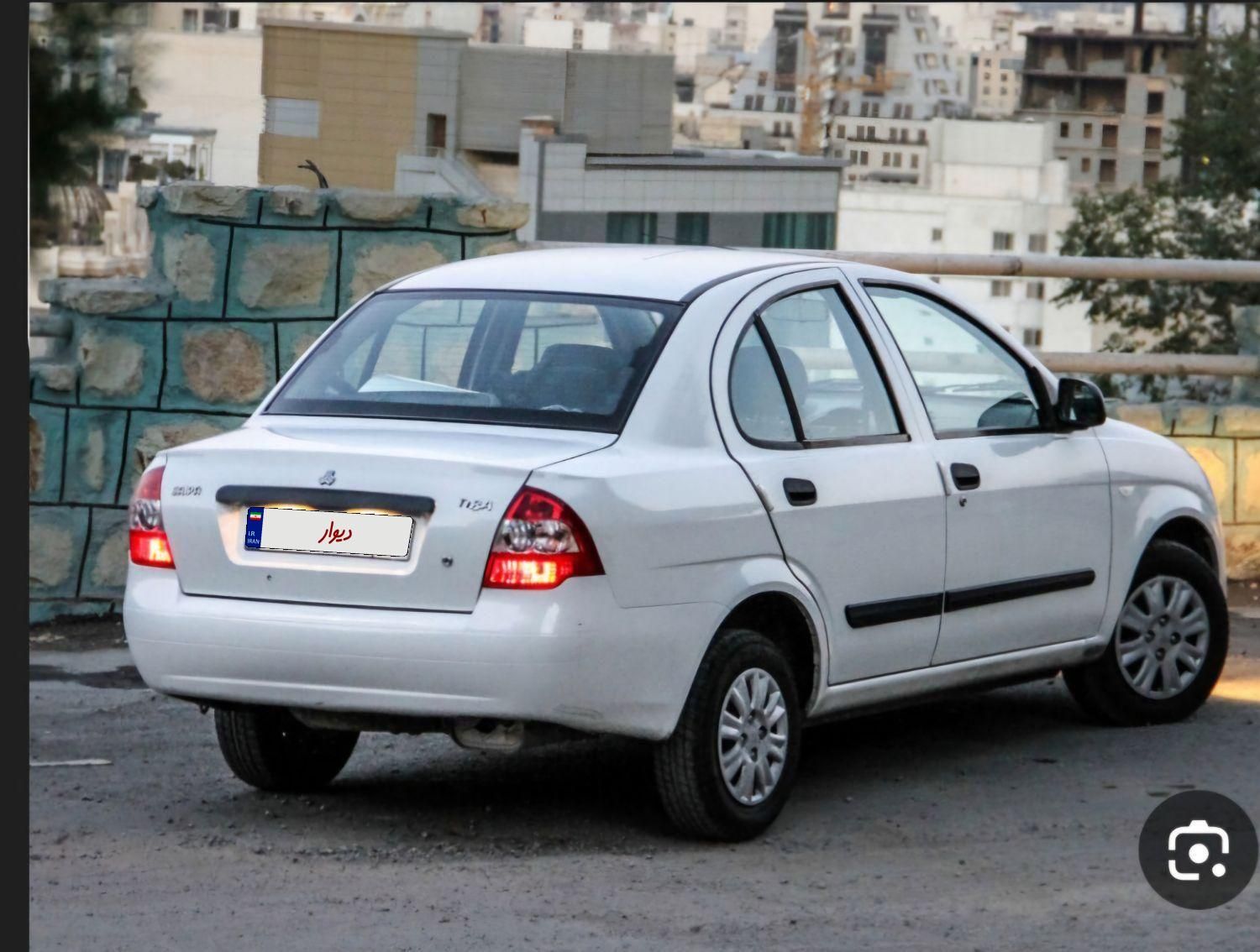 تیبا صندوق دار LX - 1394