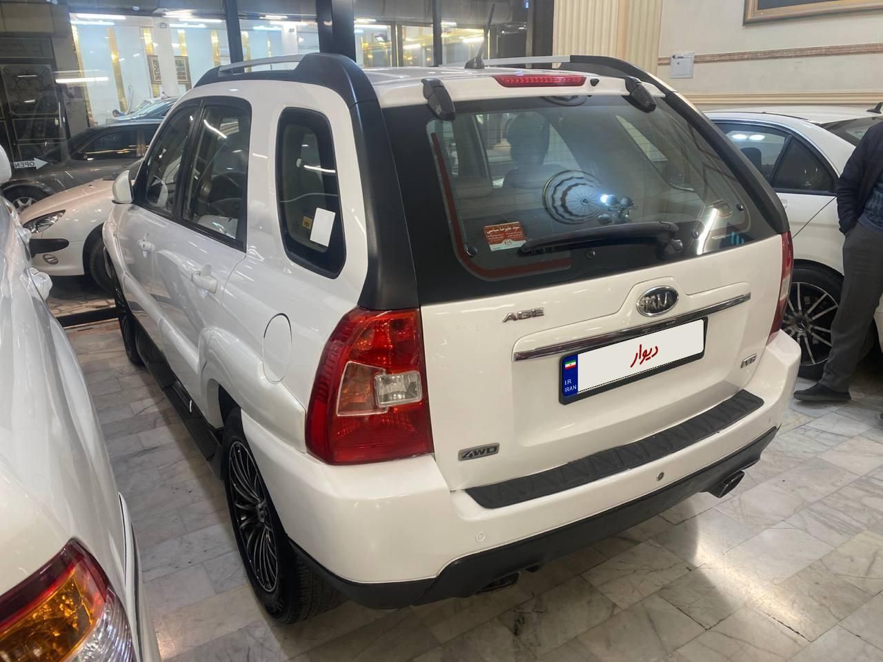 کیا اسپورتیج 6 سیلندر 2700cc - 2009