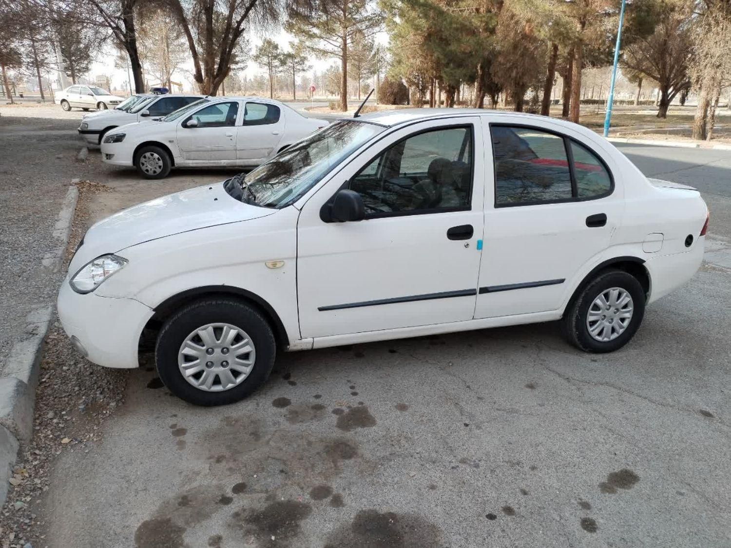 تیبا صندوق دار LX - 1395