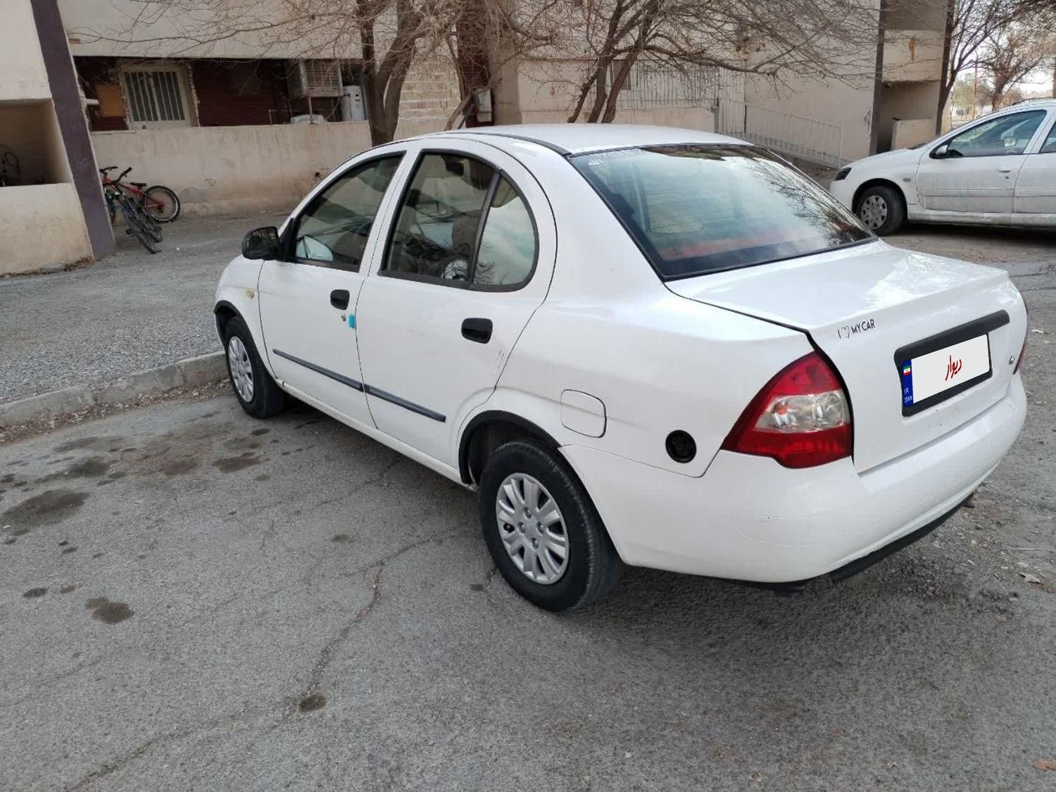 تیبا صندوق دار LX - 1395