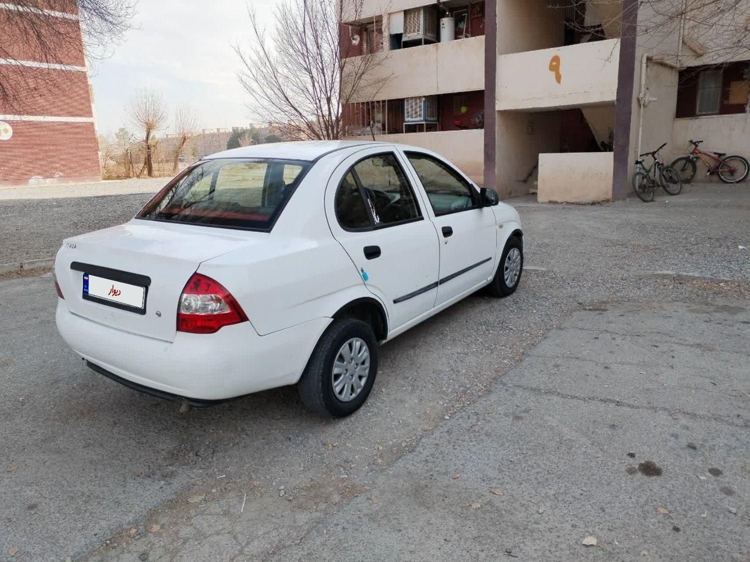 تیبا صندوق دار LX - 1395