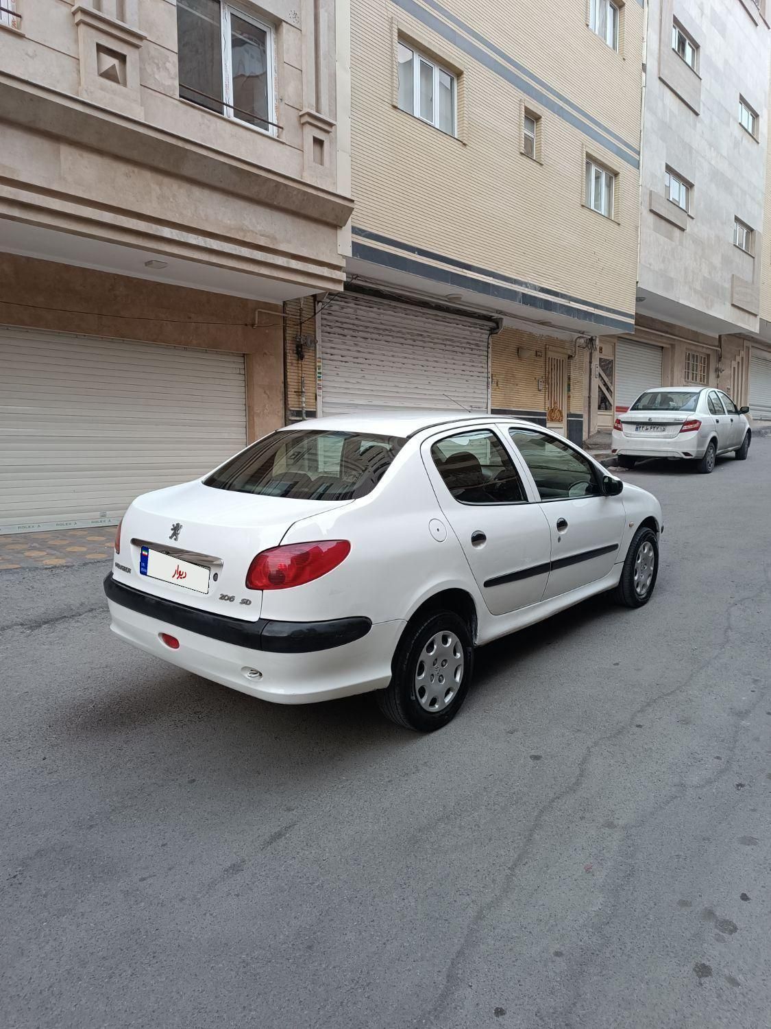 پژو 206 SD v8 - 1390