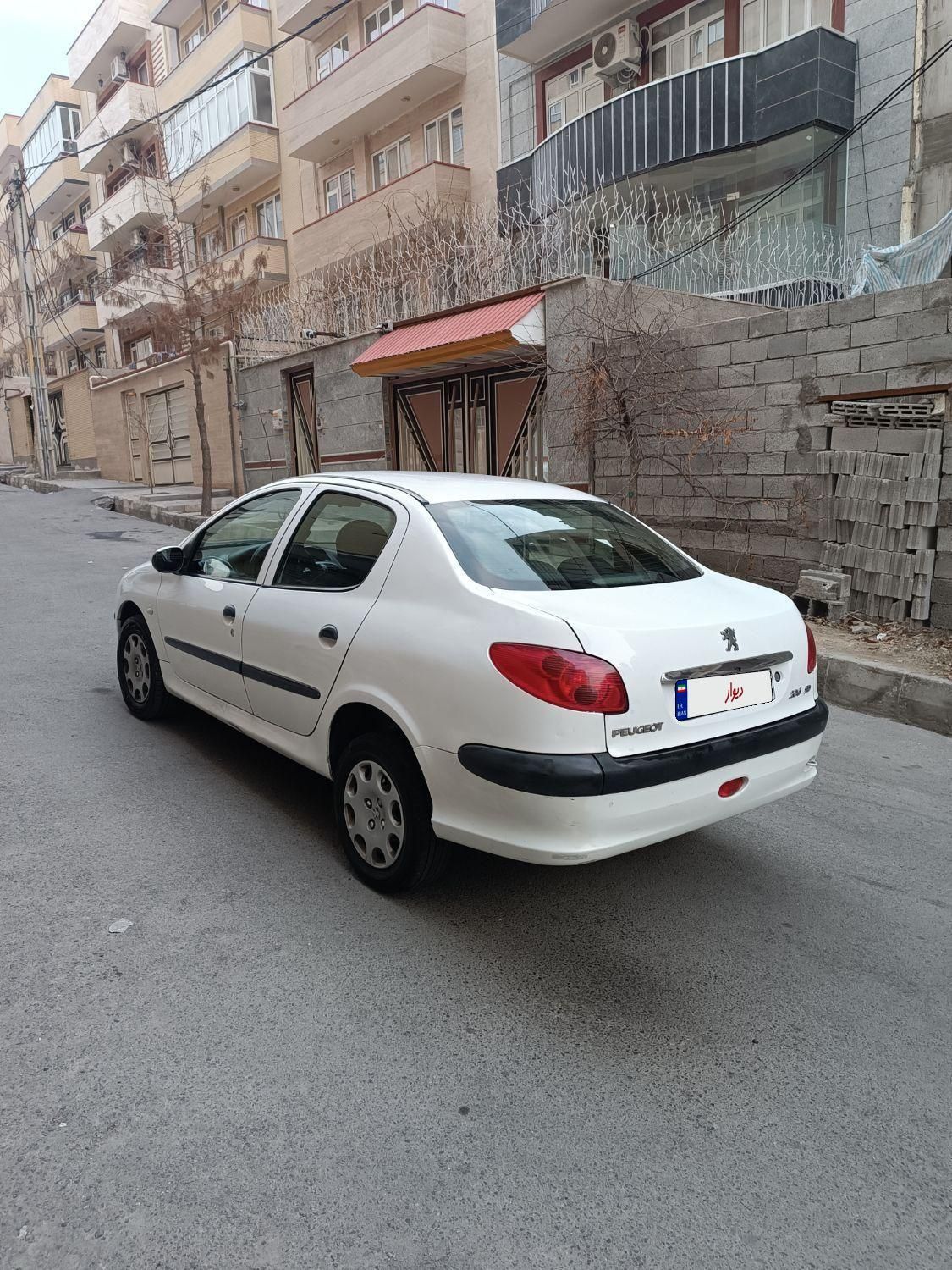 پژو 206 SD v8 - 1390