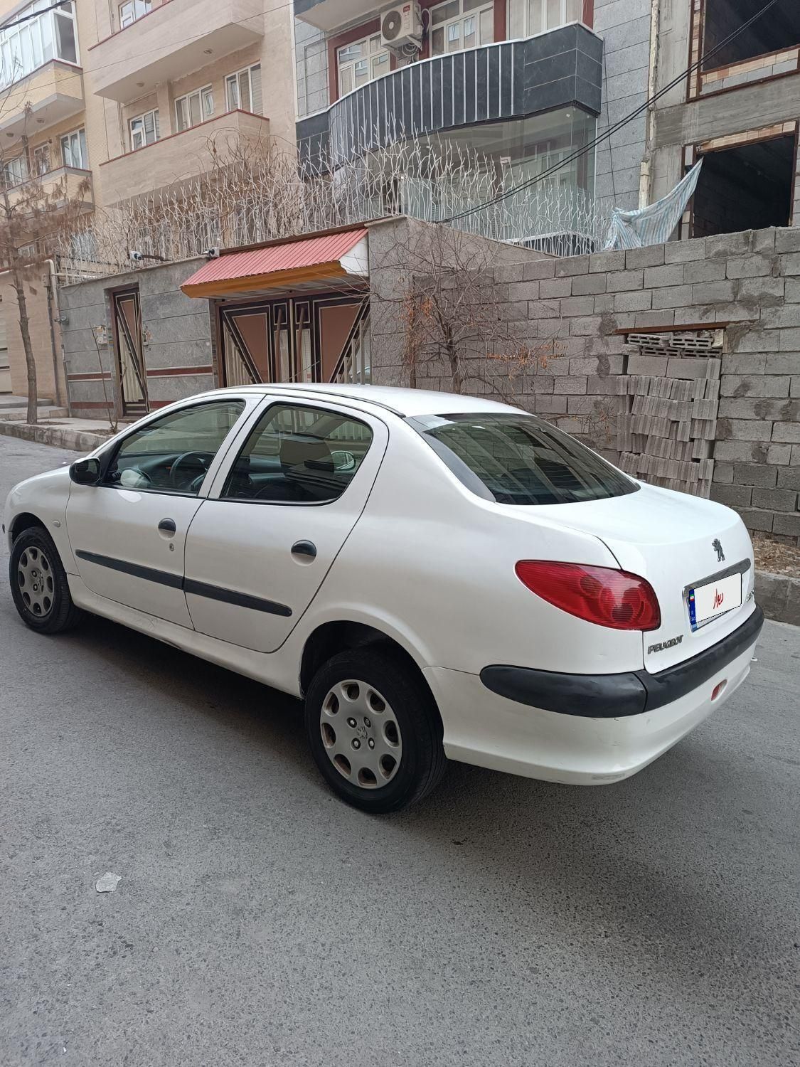 پژو 206 SD v8 - 1390