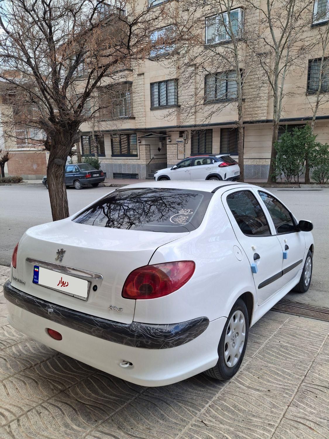 پژو 206 SD v8 - 1395