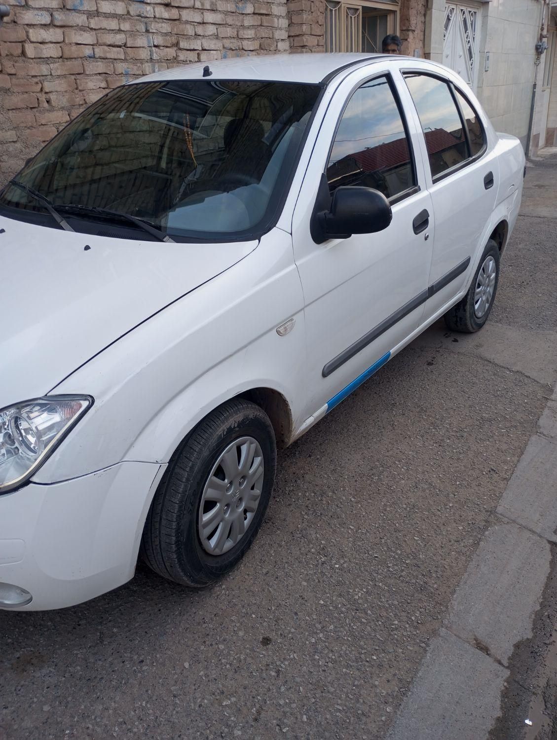 تیبا صندوق دار LX - 1395