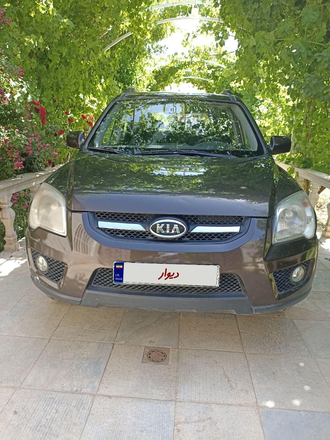 کیا اسپورتیج 6 سیلندر 2700cc - 2010