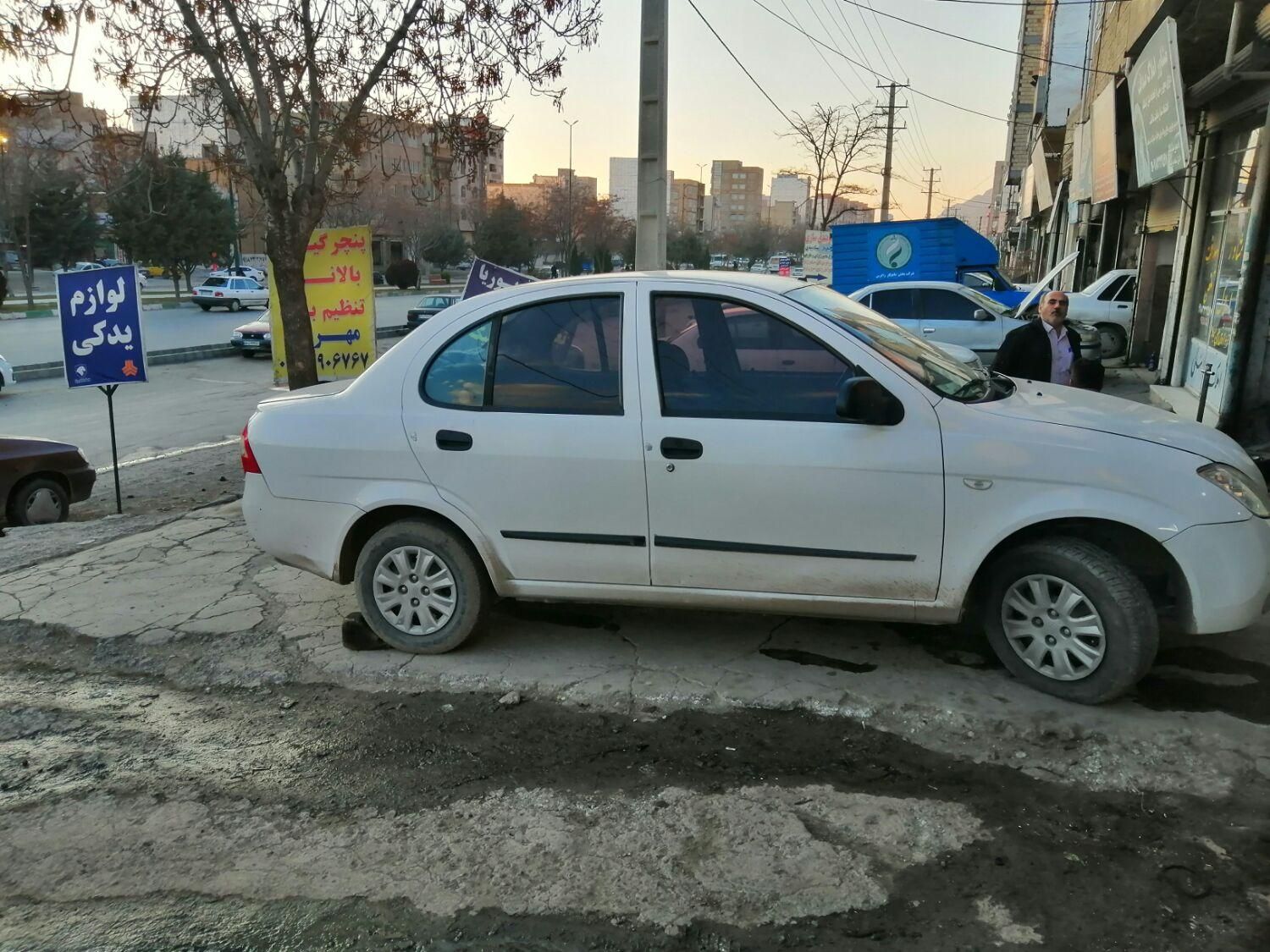 تیبا صندوق دار EX - 1394