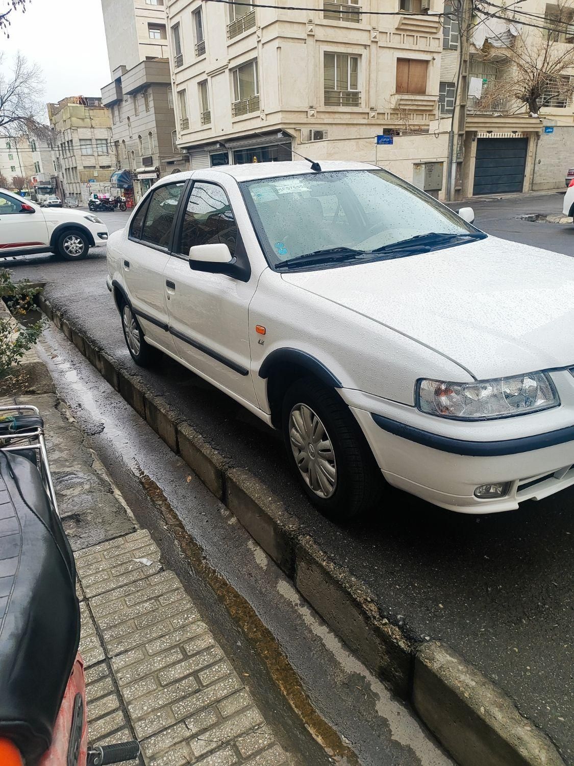 سمند LX XU7 - 1398