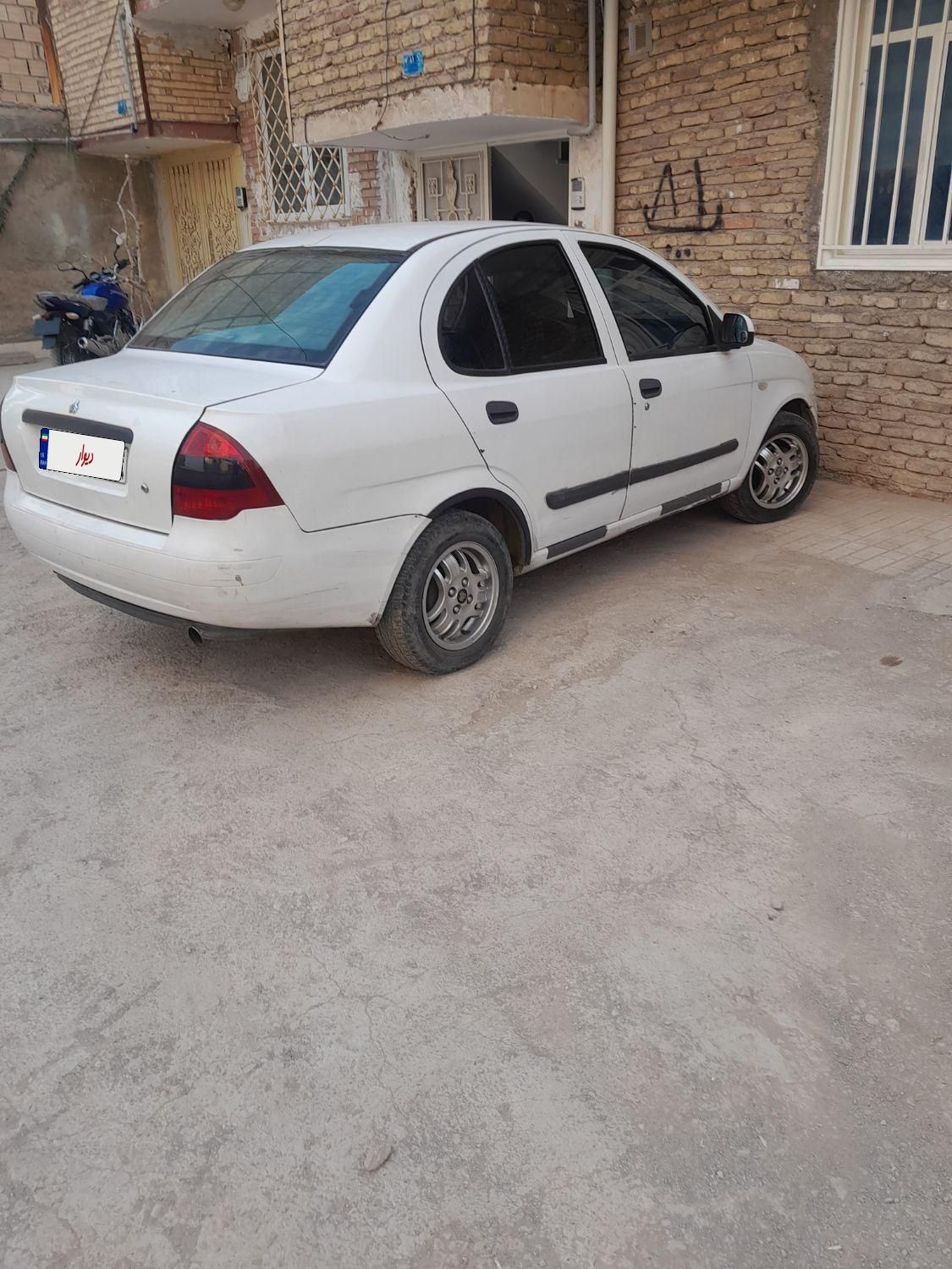 تیبا صندوق دار LX - 1394