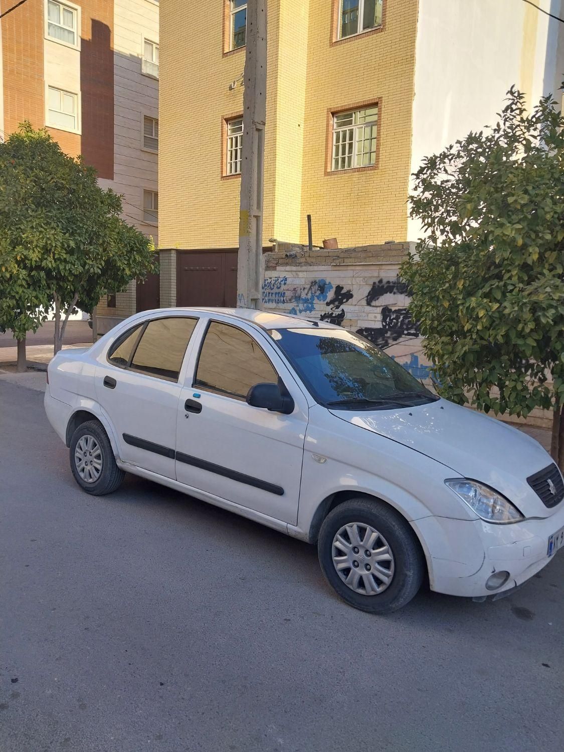 تیبا صندوق دار LX - 1393