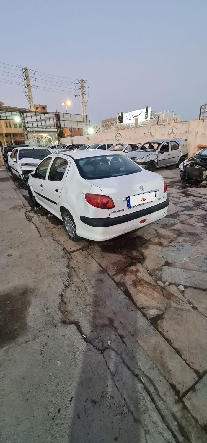 پژو 206 SD v8 - 1395