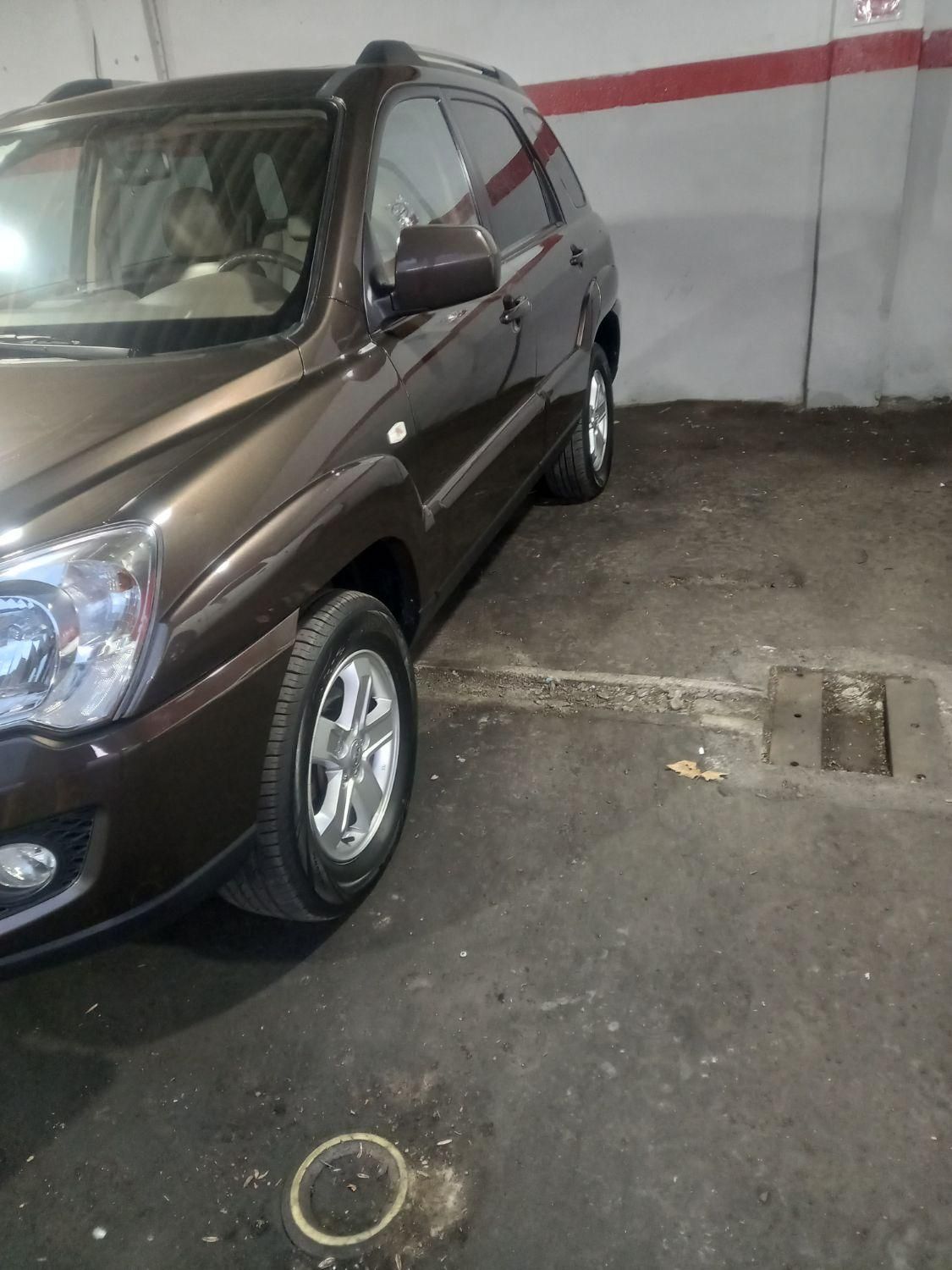 کیا اسپورتیج 6 سیلندر 2700cc - 2010