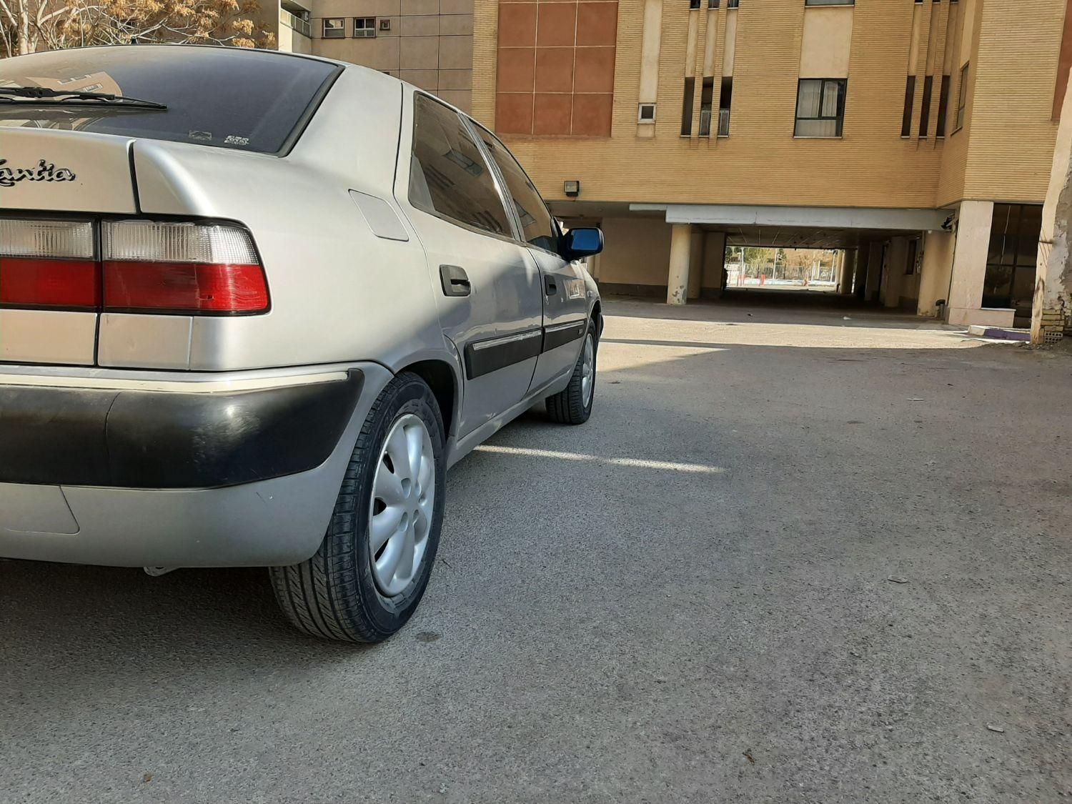 سیتروئن زانتیا X - 2002