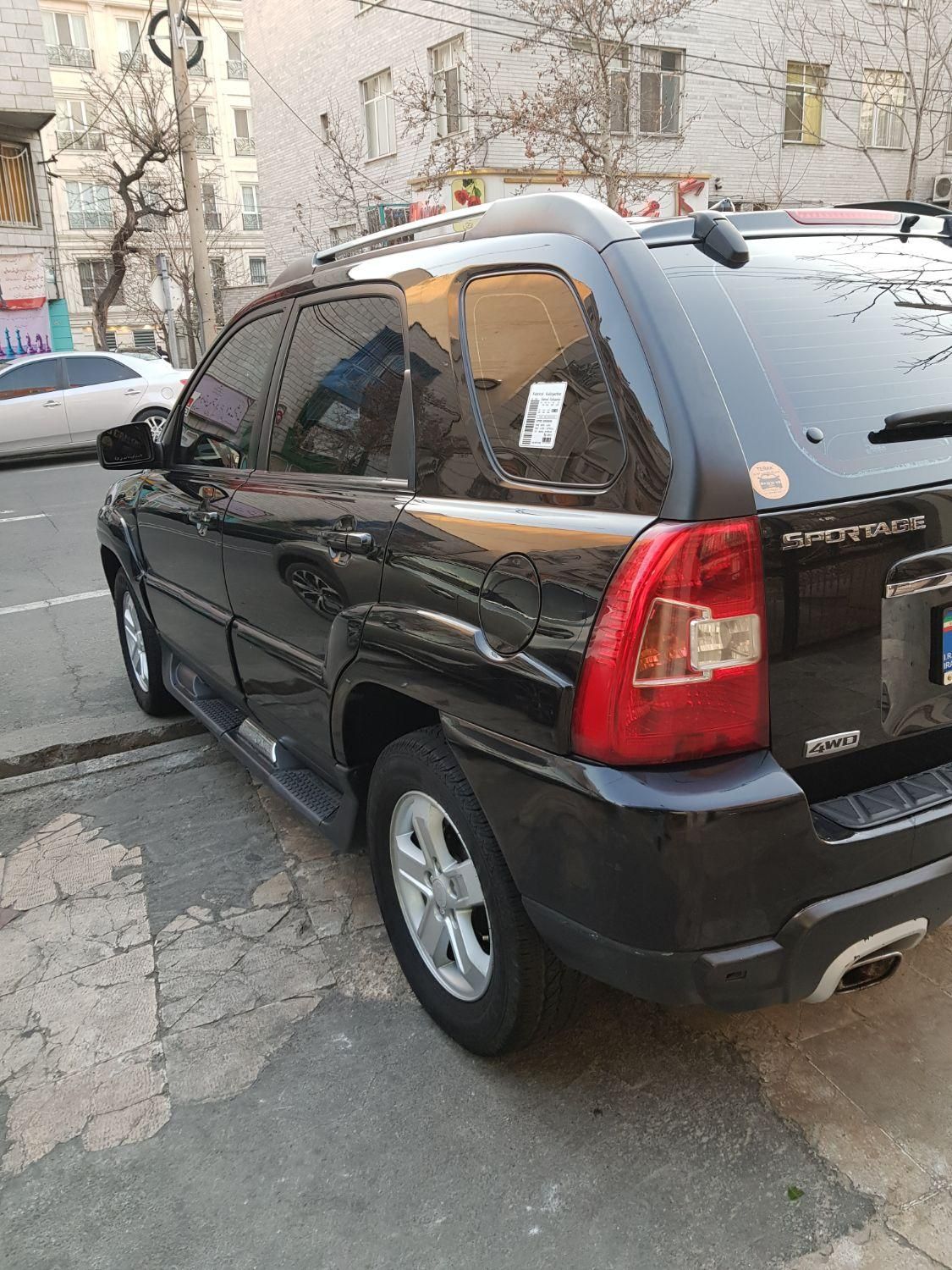 کیا اسپورتیج 6 سیلندر 2700cc - 2009