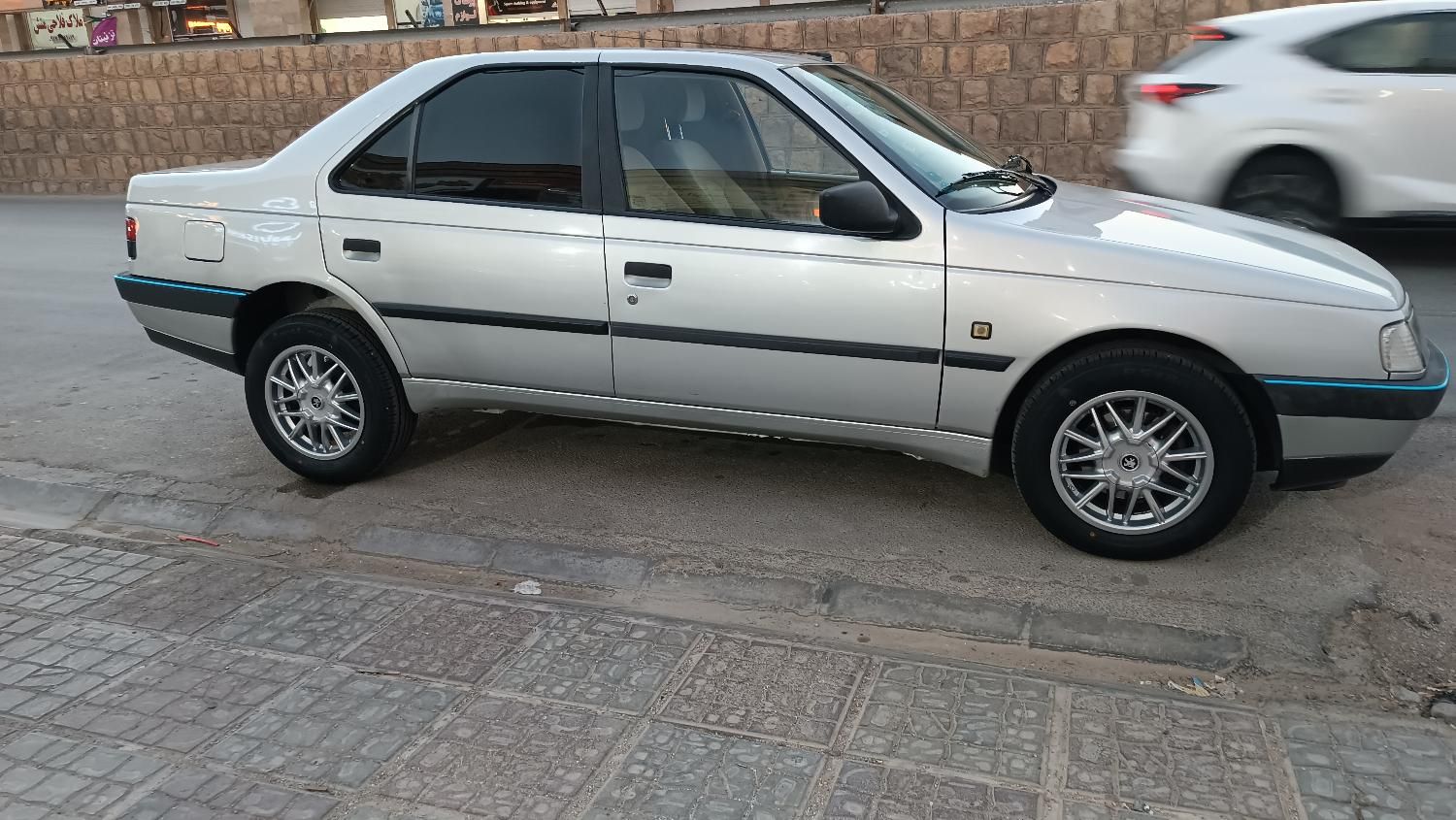 پژو 405 GL - دوگانه سوز CNG - 1369