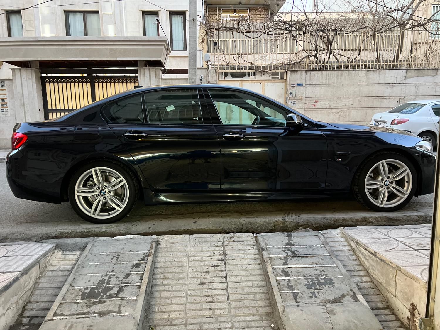 ب ام و سری 5 528i - 2015