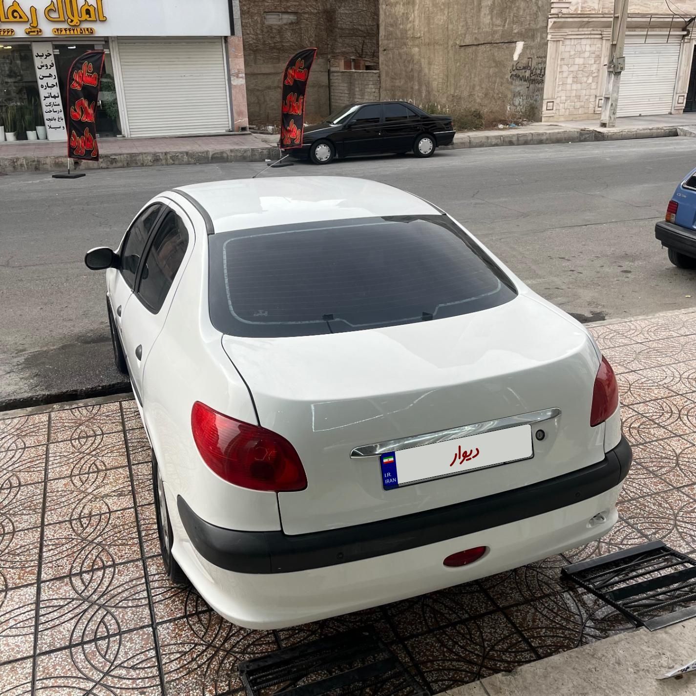 پژو 206 SD v8 - 1390