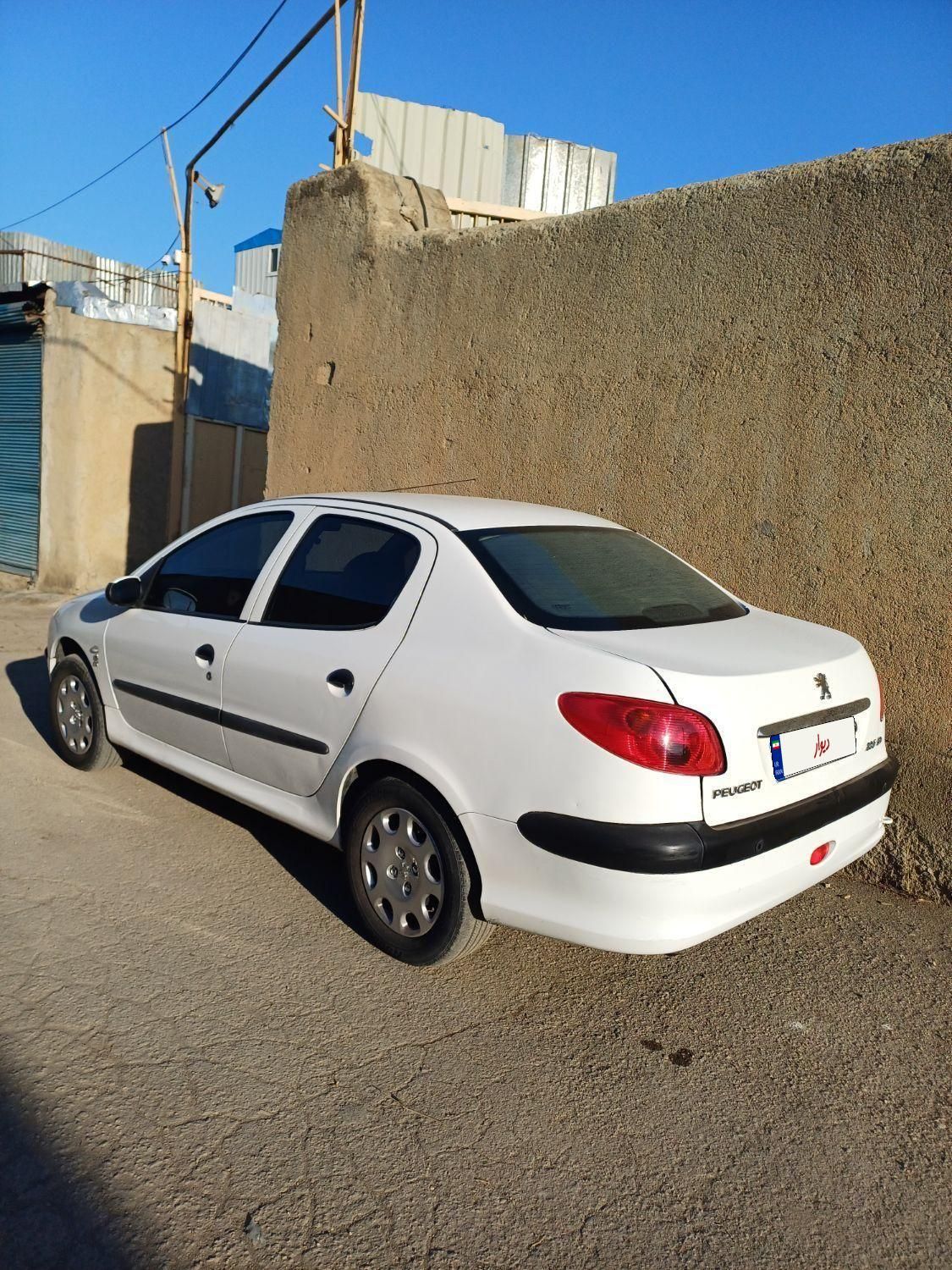 پژو 206 SD v8 - 1396