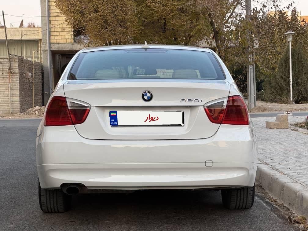 ب ام و سری 3 سدان 320i - 2006