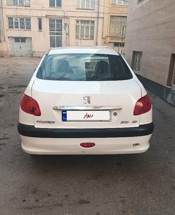 پژو 206 SD v8 - 1390