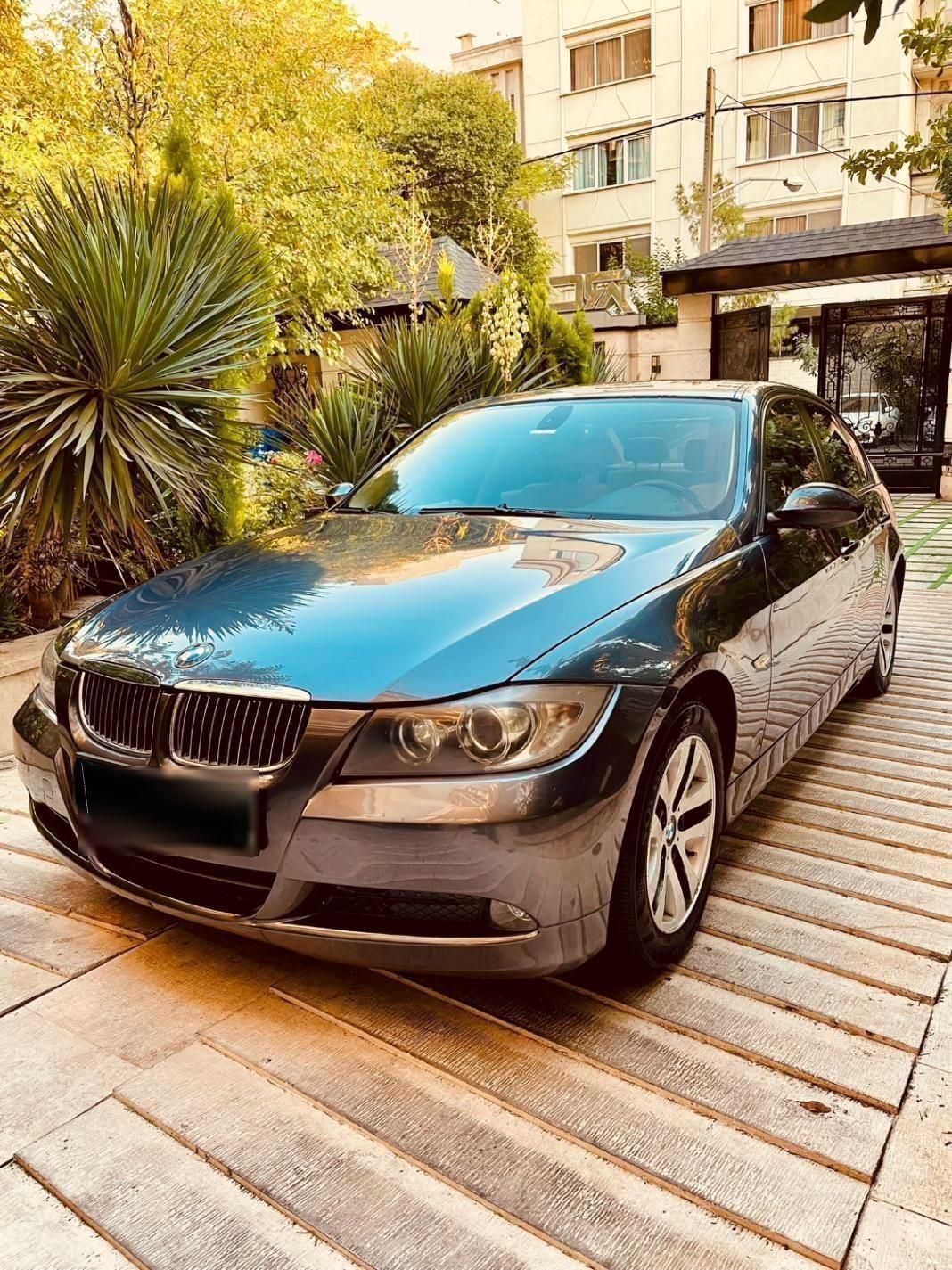 ب ام و سری 3 سدان 320i - 2007