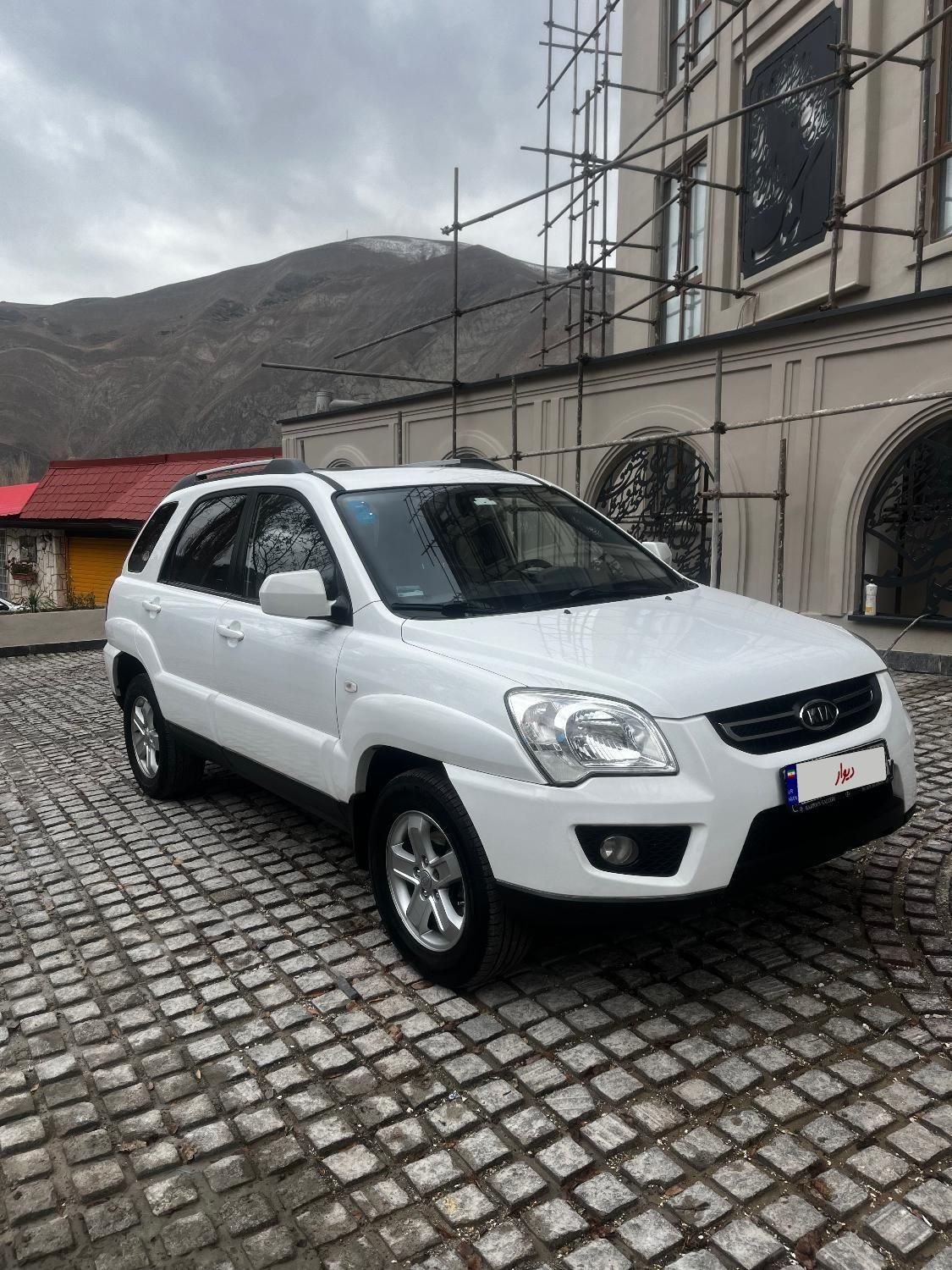 کیا اسپورتیج 6 سیلندر 2700cc - 2010