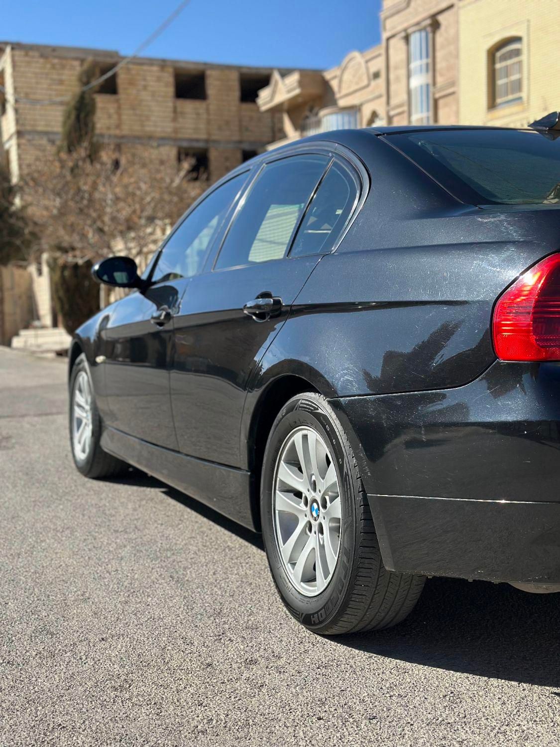 ب ام و سری 3 سدان 320i - 2006