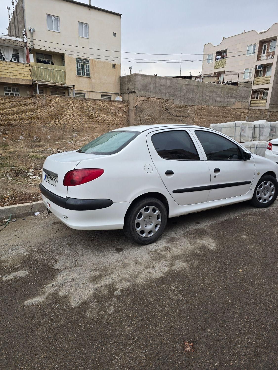 پژو 206 SD v8 - 1390