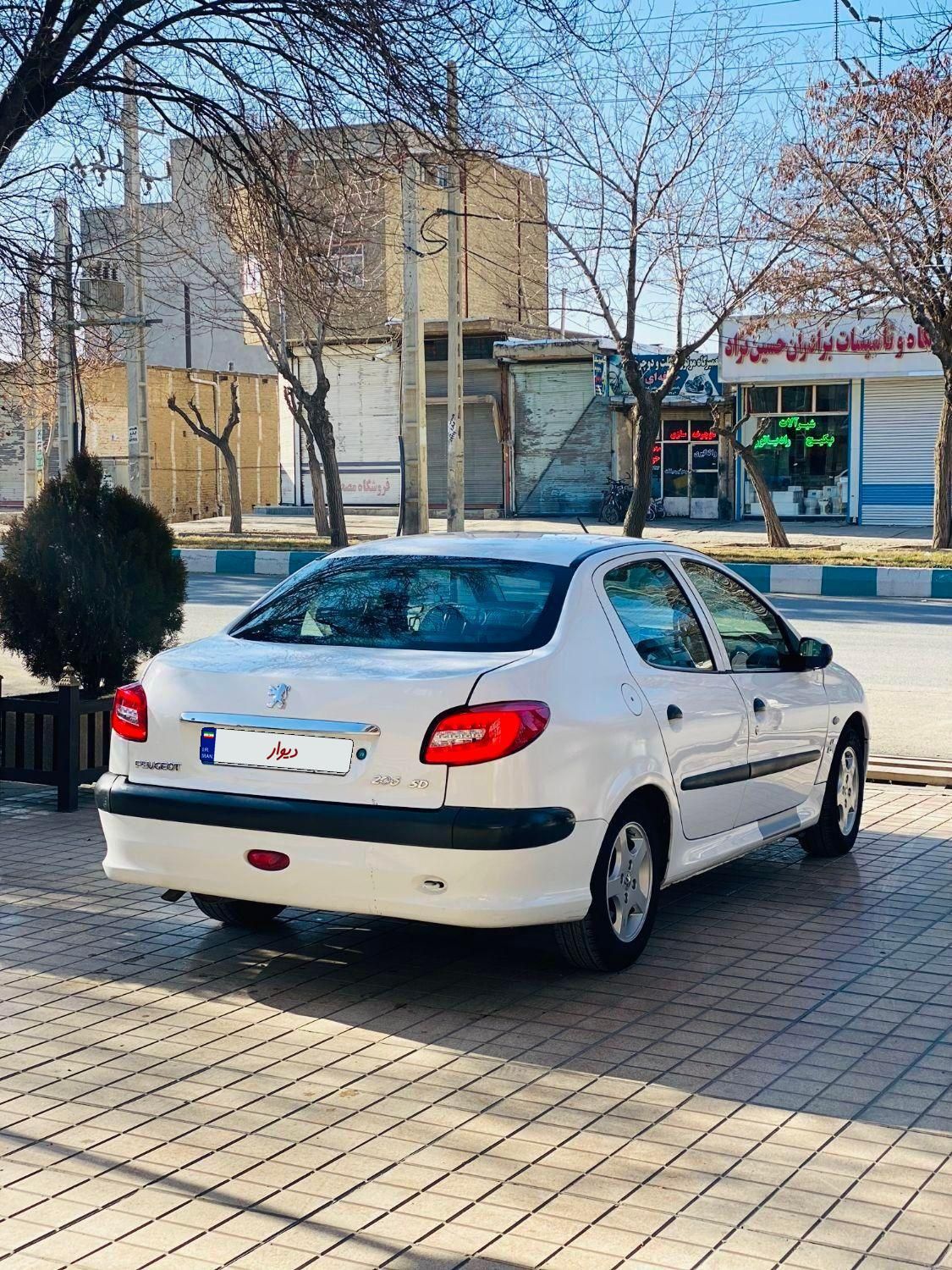 پژو 206 SD v8 - 1390