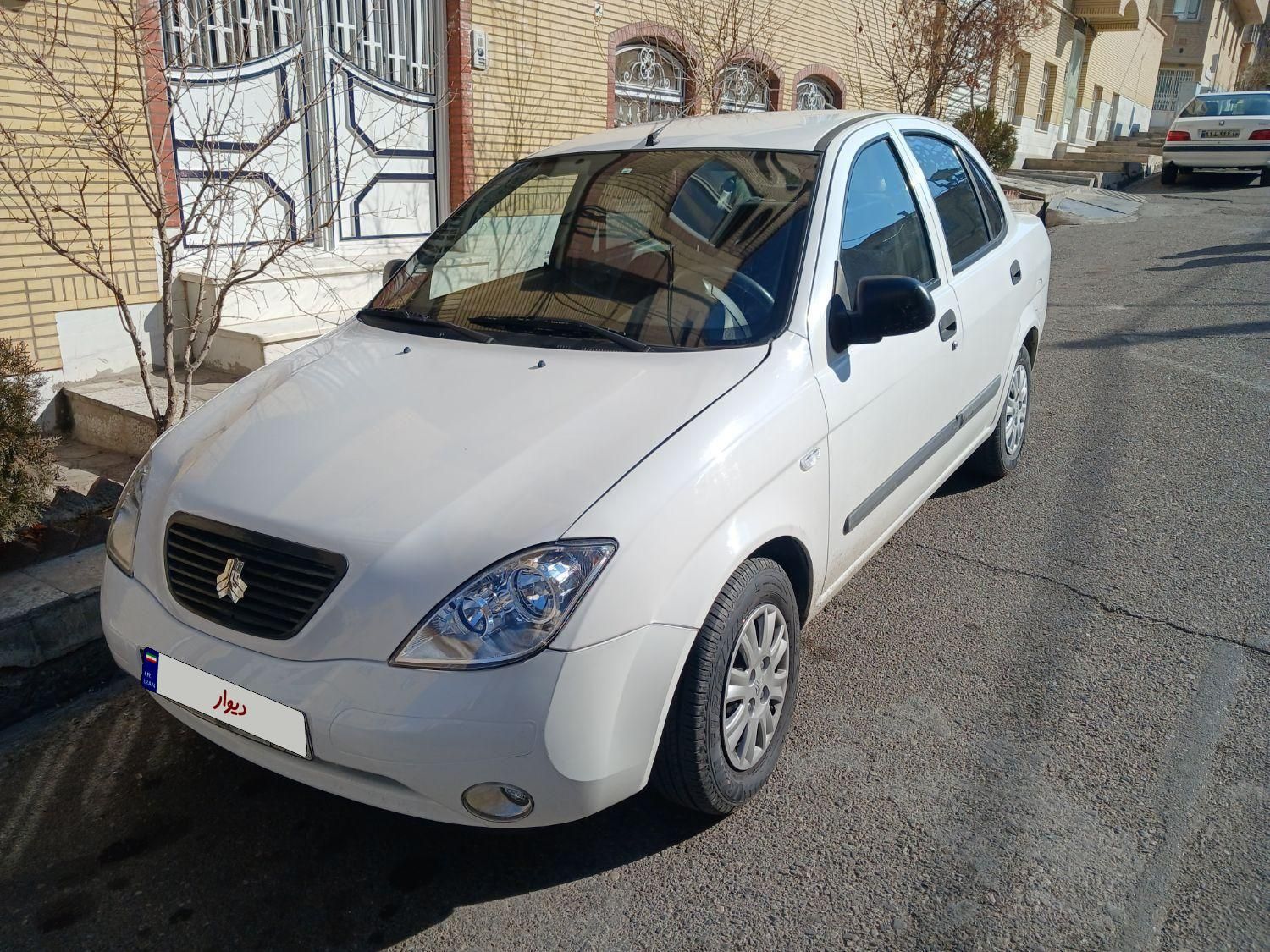 تیبا صندوق دار EX - 1395