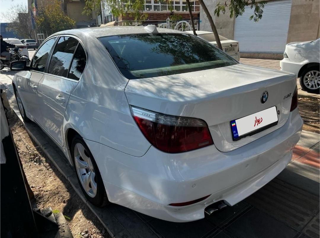 ب ام و سری 5 520i - 2005