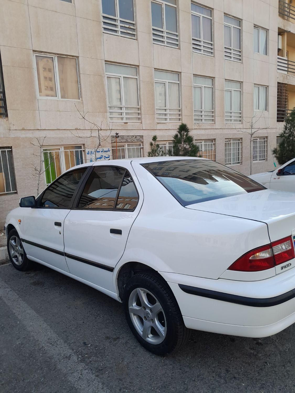 سمند LX XU7 - 1390