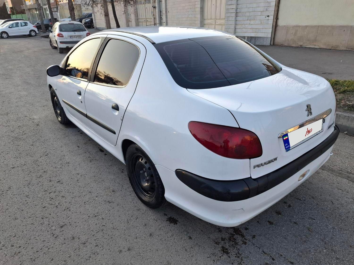 پژو 206 SD v8 - 1390