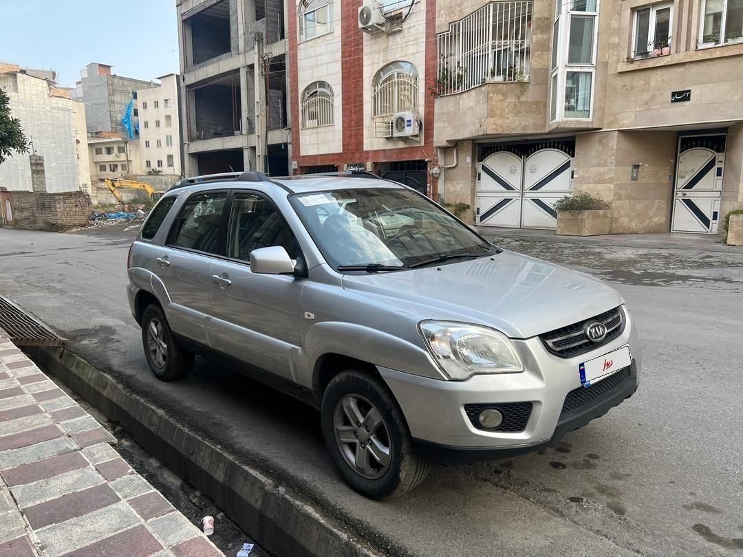 کیا اسپورتیج 6 سیلندر 2700cc - 2010