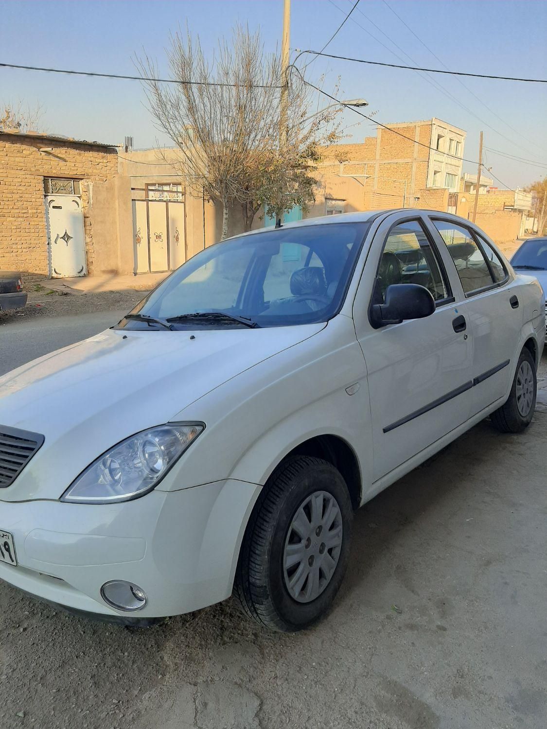 تیبا صندوق دار EX - 1395