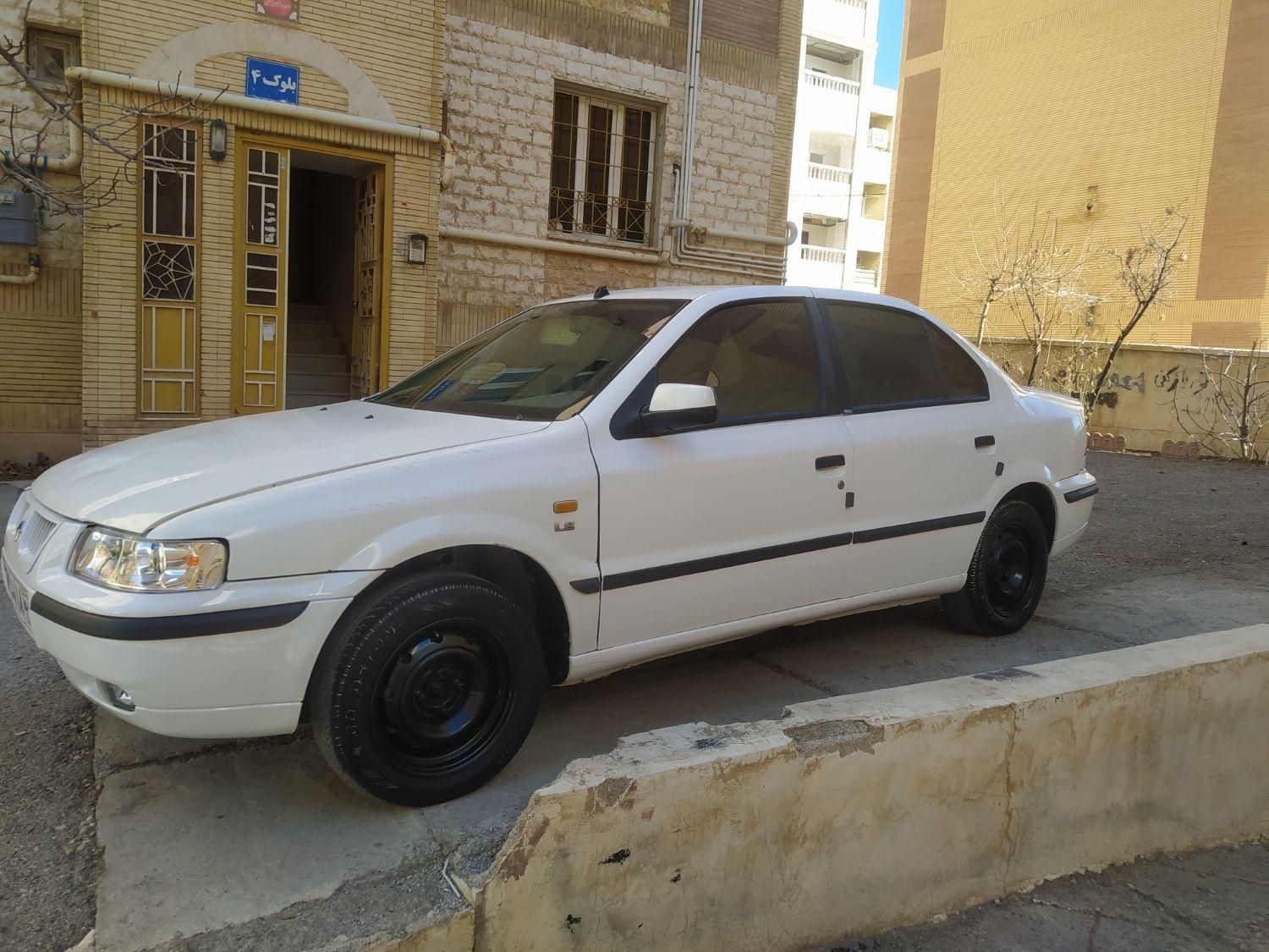 سمند LX XU7 - 1395