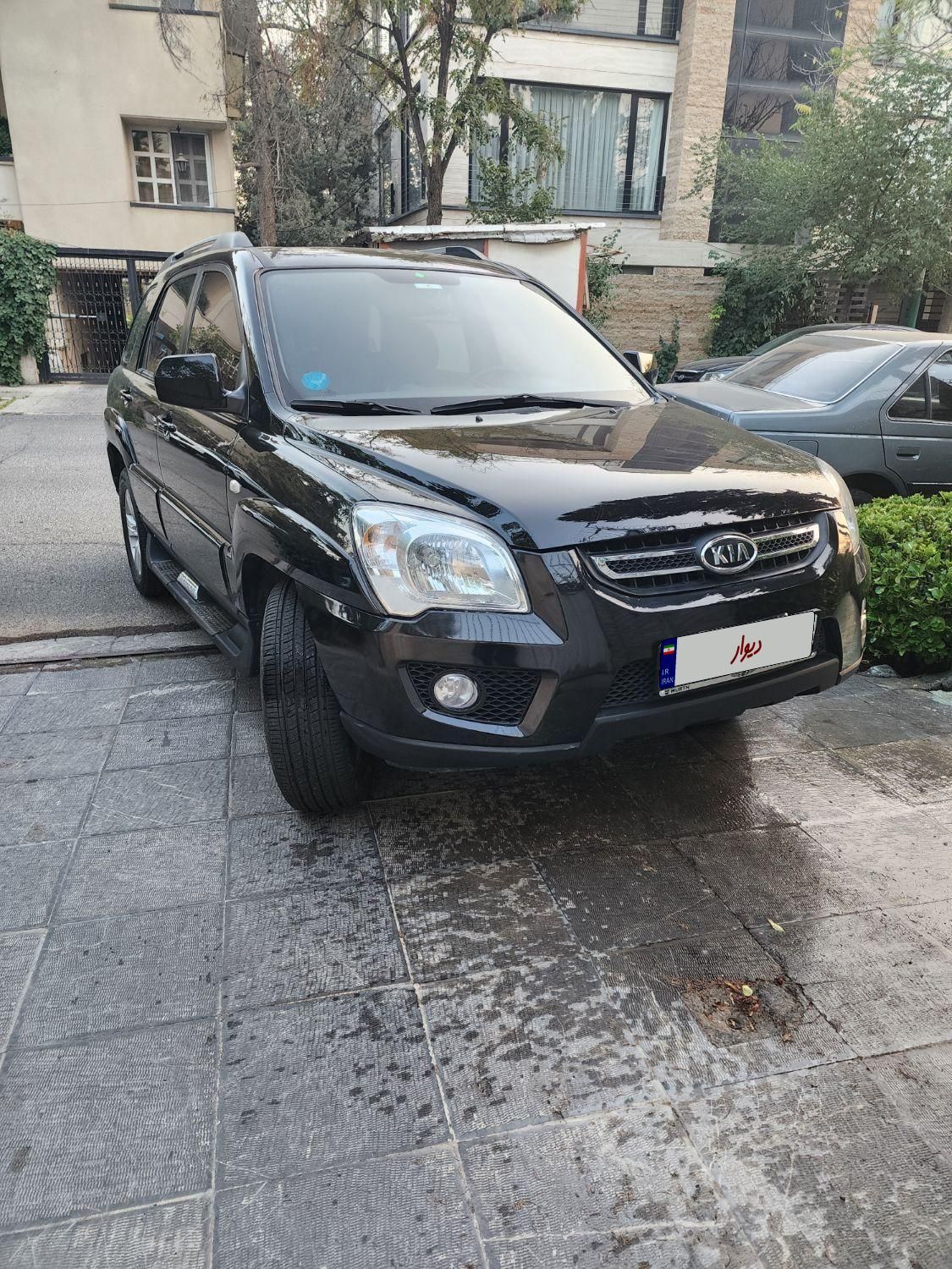 کیا اسپورتیج 6 سیلندر 2700cc - 2010