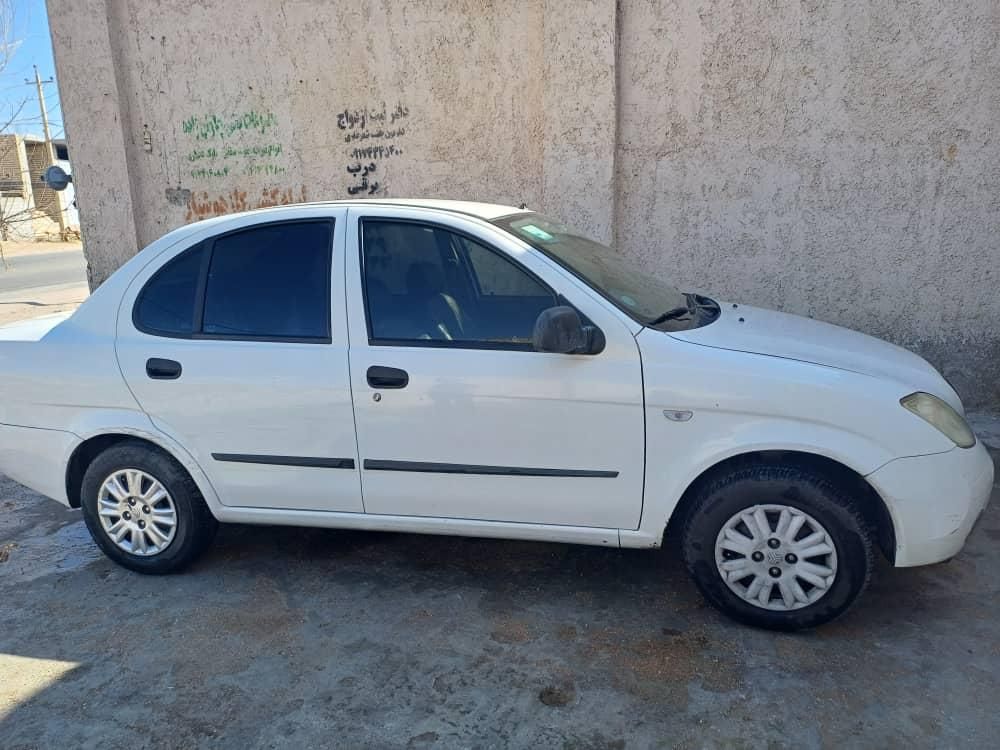 تیبا صندوق دار LX - 1392